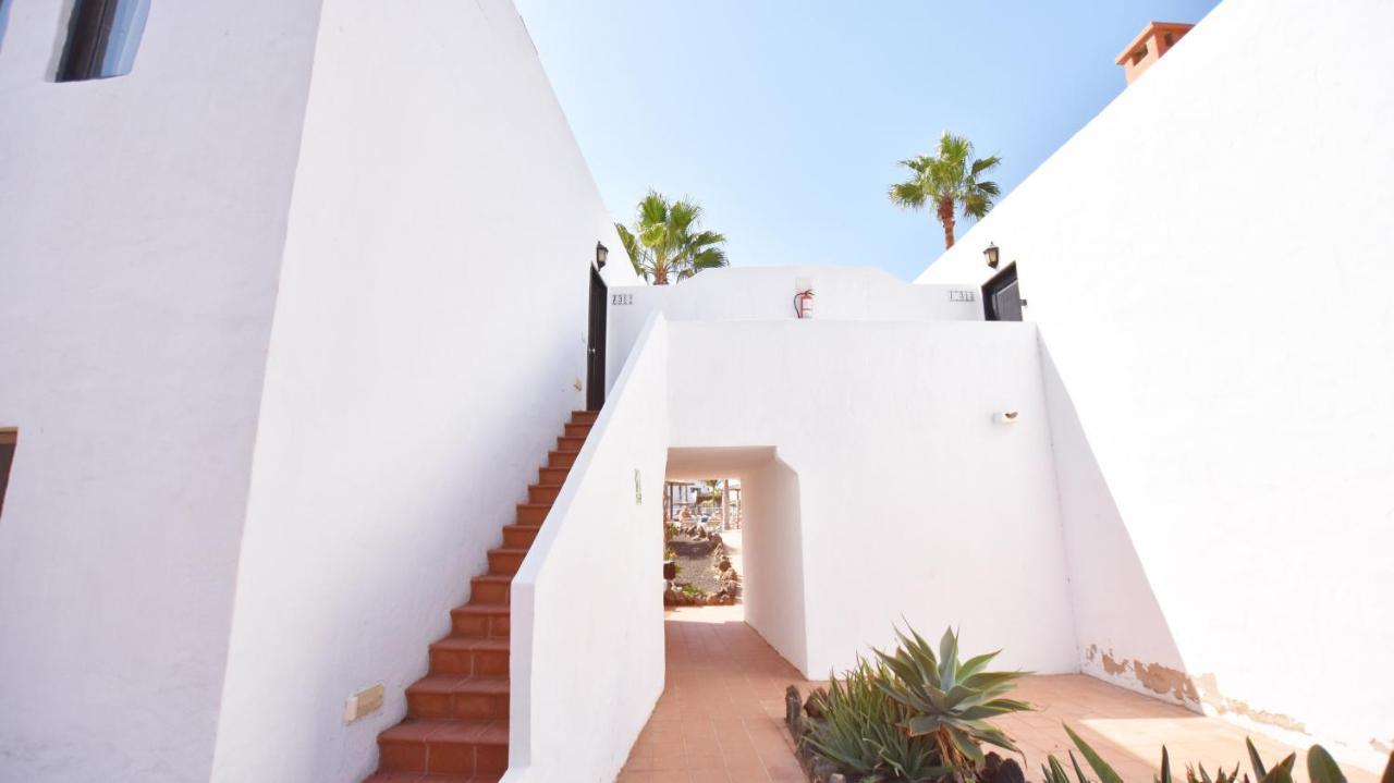 Book Jet - Oasis Pool View Apartment Corralejo Luaran gambar