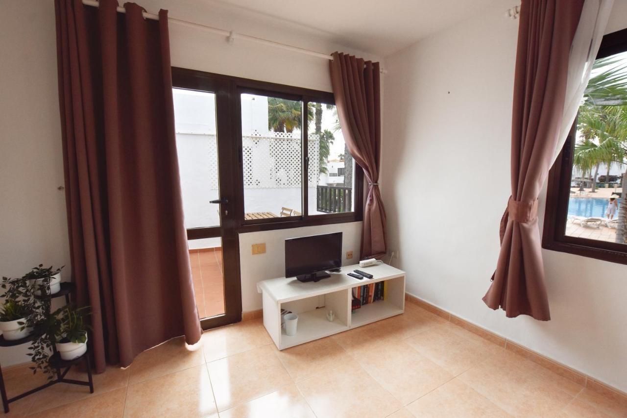 Book Jet - Oasis Pool View Apartment Corralejo Luaran gambar